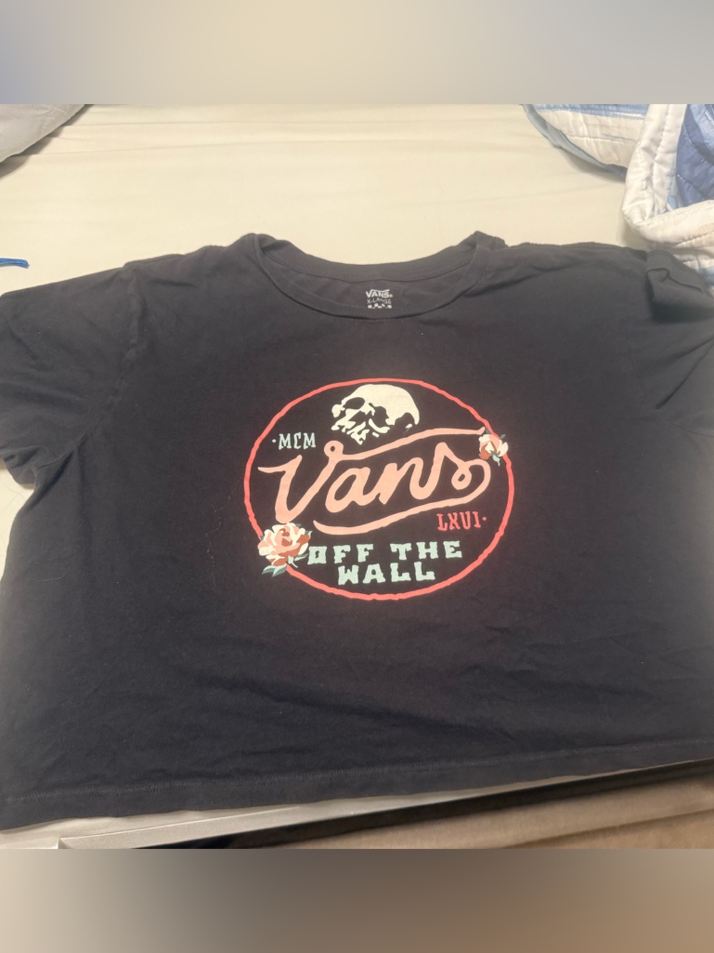 Vans Black T-Shirt with Red Graphic Ring size XL